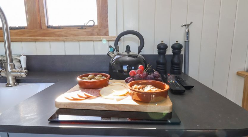 Photo of Cariad Bach