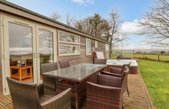 10 Faraway Fields Holiday Cottage