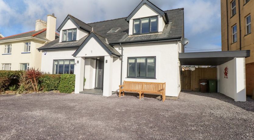 Photo of Tarth Y Mor