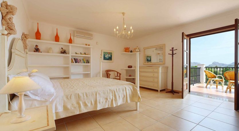 Photo of The Green Eye