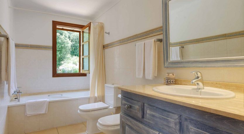 Photo of The Green Eye