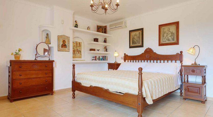 Photo of The Green Eye