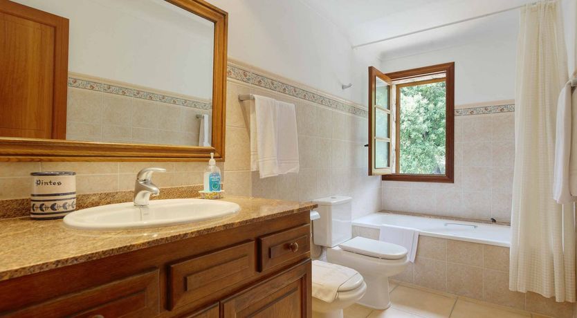 Photo of The Green Eye