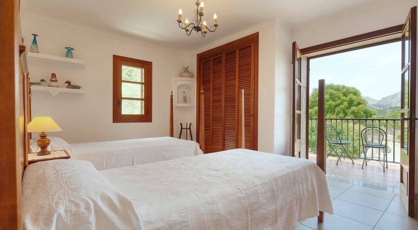 Photo of The Green Eye