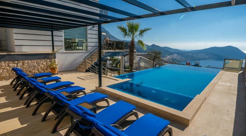 Photo of Serenity Hill