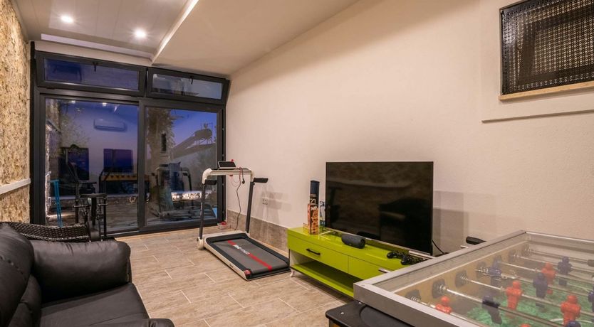 Photo of Serenity Hill