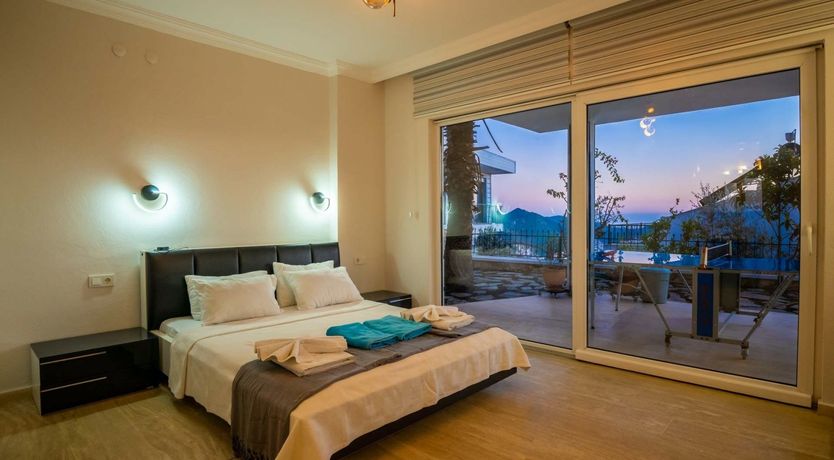 Photo of Serenity Hill