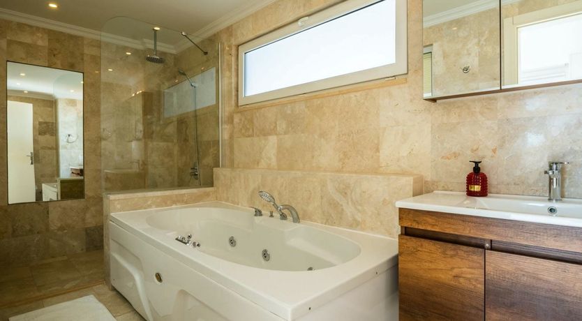 Photo of Serenity Hill