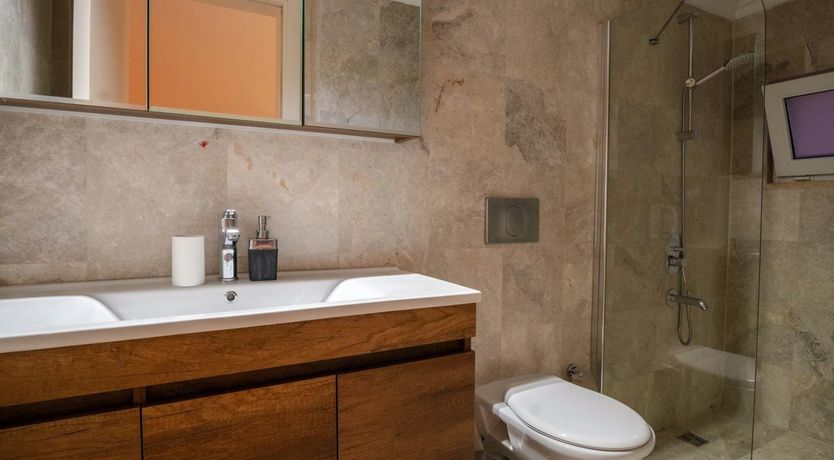 Photo of Serenity Hill