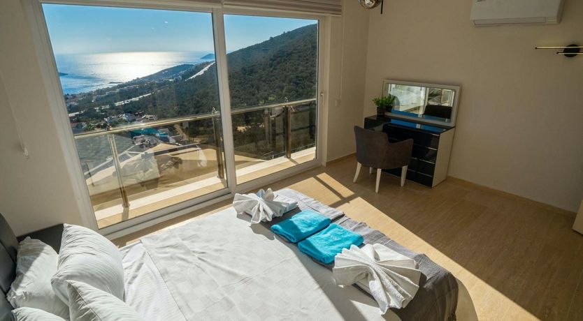 Photo of Serenity Hill