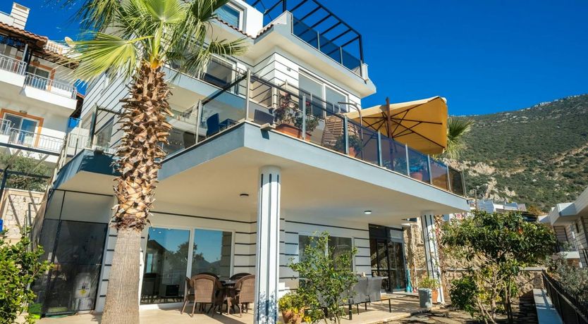 Photo of Serenity Hill