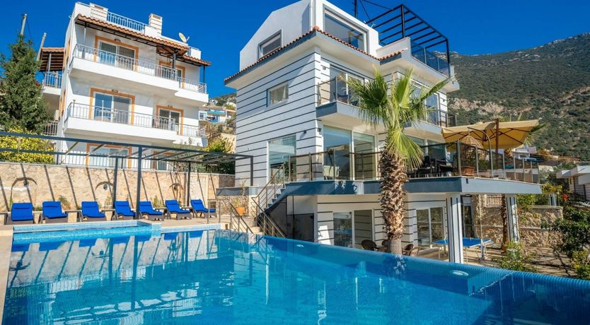 Photo of Serenity Hill