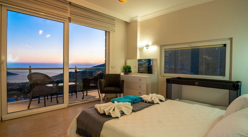 Photo of Serenity Hill