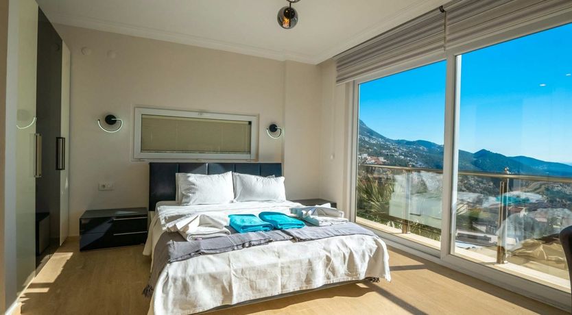 Photo of Serenity Hill