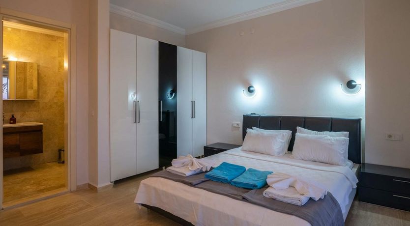 Photo of Serenity Hill