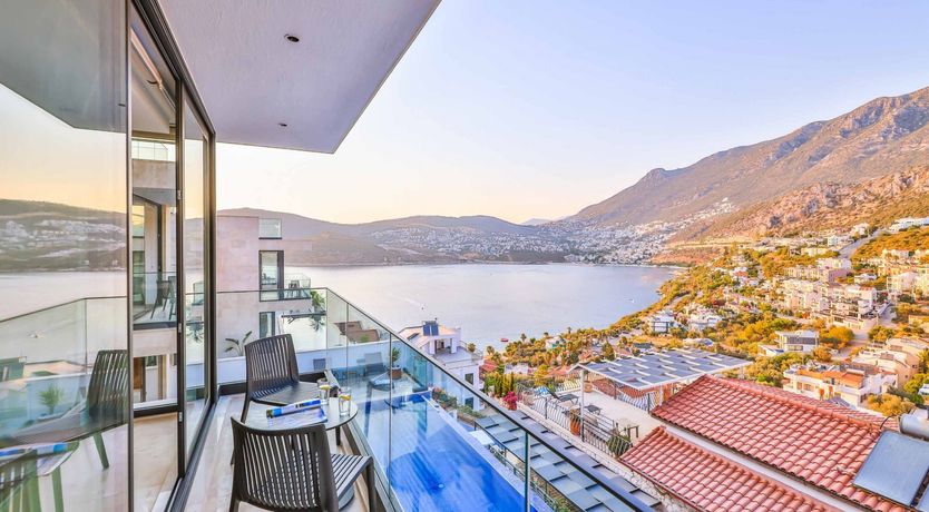 Photo of Bays & Beaches