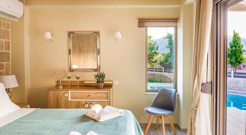 Photo of Dancing Moon