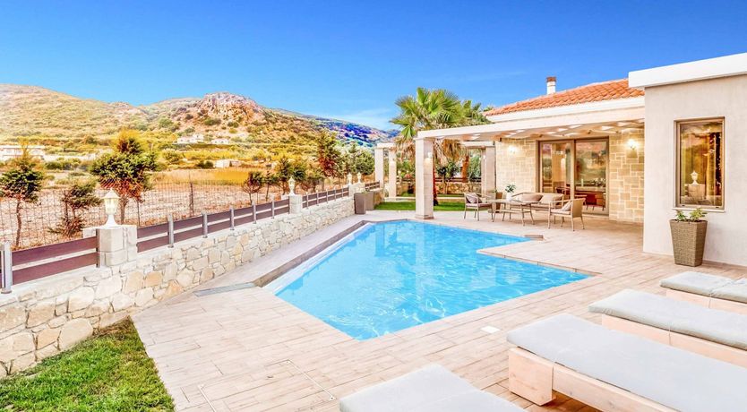 Photo of Dancing Moon