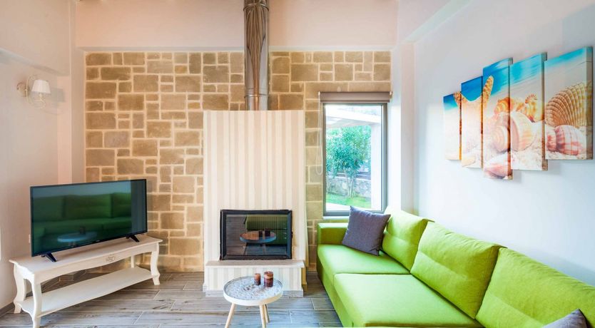 Photo of Dancing Moon