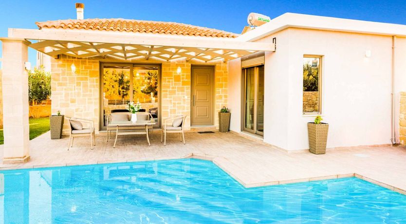 Photo of Dancing Moon