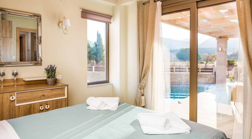 Photo of Dancing Moon