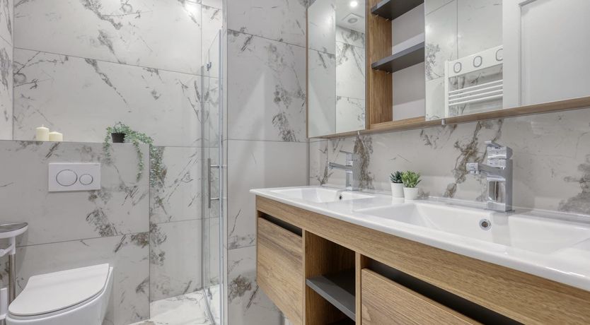 Photo of French Pearl