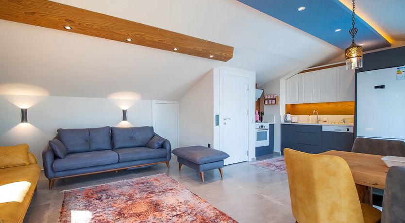 Photo of Old Stone & Leaf