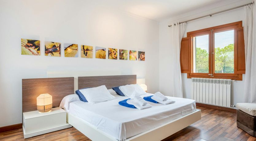 Photo of White Oak & Vine