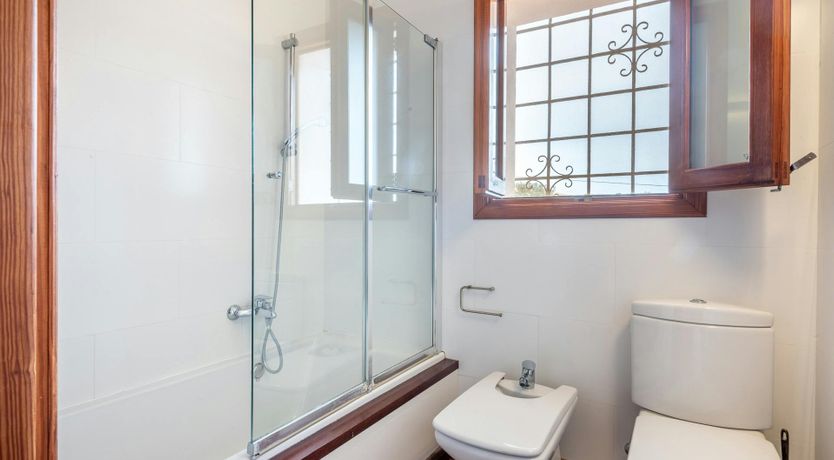 Photo of White Oak & Vine