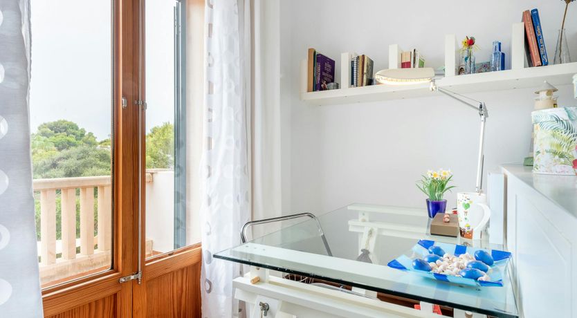 Photo of White Oak & Vine