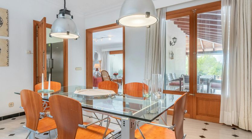 Photo of White Oak & Vine