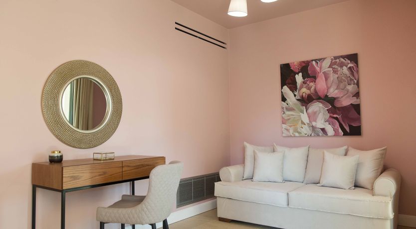 Photo of The Red Rose