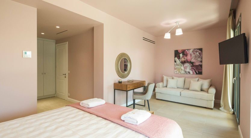 Photo of The Red Rose