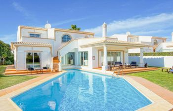 Serene Seas & Palm Trees Villa