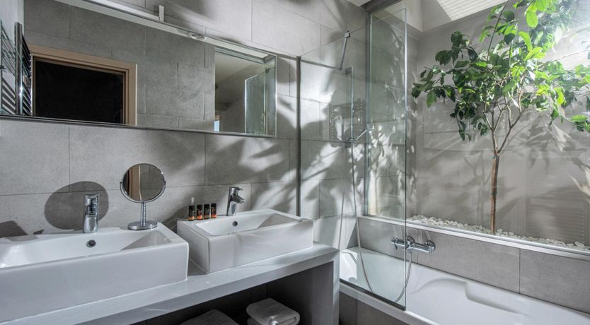 Photo of The Muse of Crete