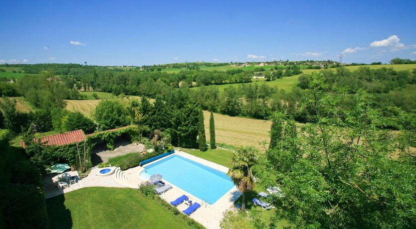 Photo of Chateau Chic