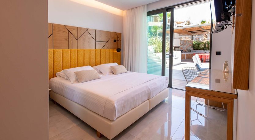 Photo of The Grecian Heart