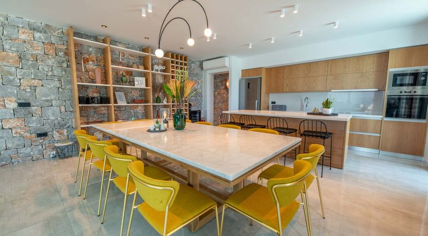 Photo of The Grecian Heart