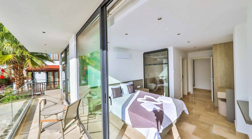 Photo of Shore & Shells