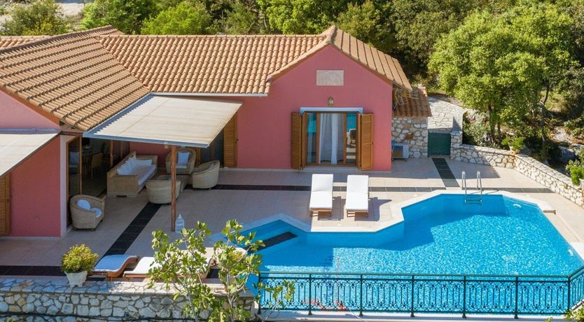 Photo of Saffron Rose