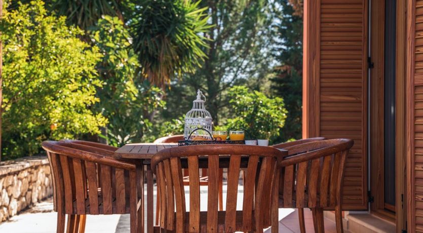 Photo of Saffron Rose