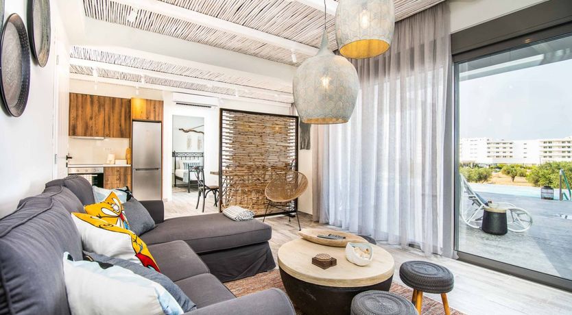 Photo of Rhodes Horizons