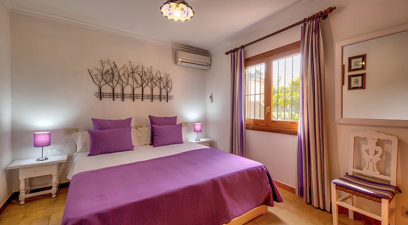 Photo of The Sun & Stone