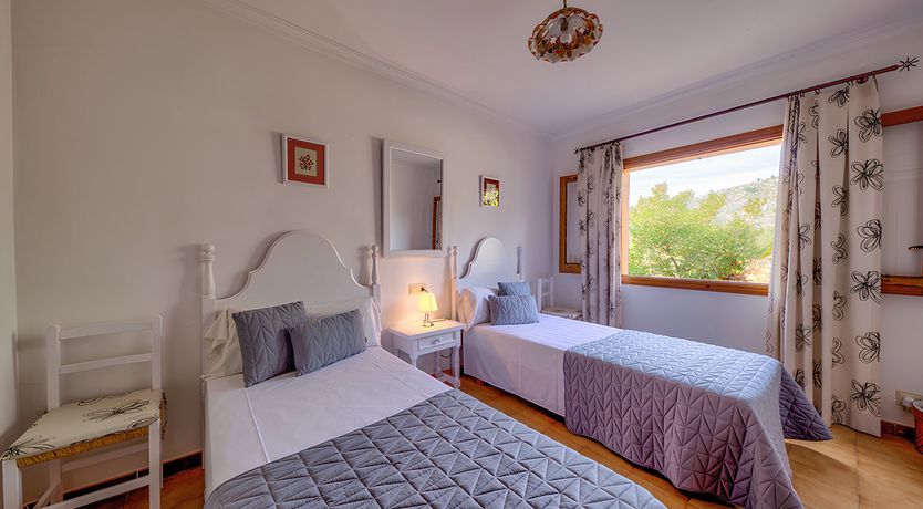 Photo of The Sun & Stone