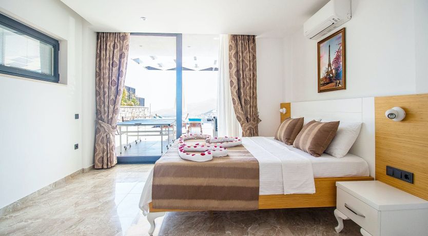 Photo of Seven Mountains