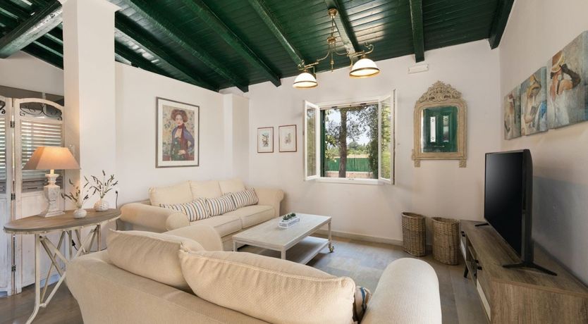 Photo of The Silver Moonshine