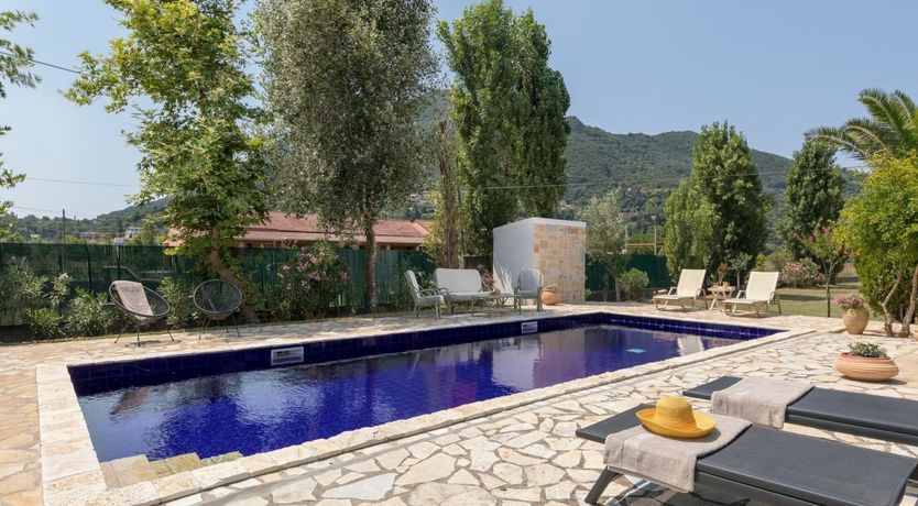 Photo of The Silver Moonshine