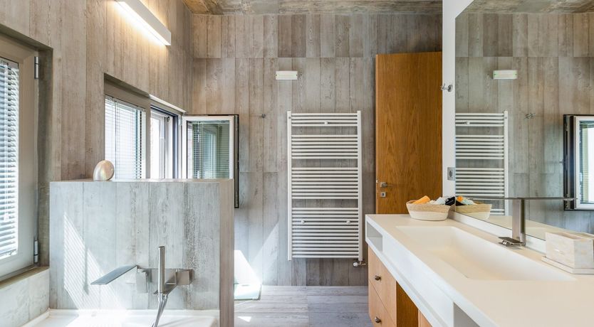 Photo of From the Pool to the Horizon