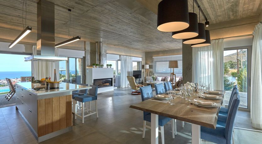 Photo of From the Pool to the Horizon