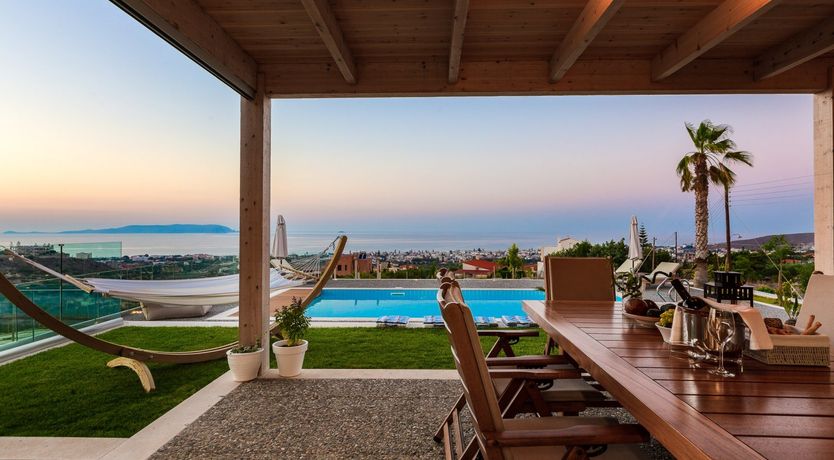 Photo of From the Pool to the Horizon